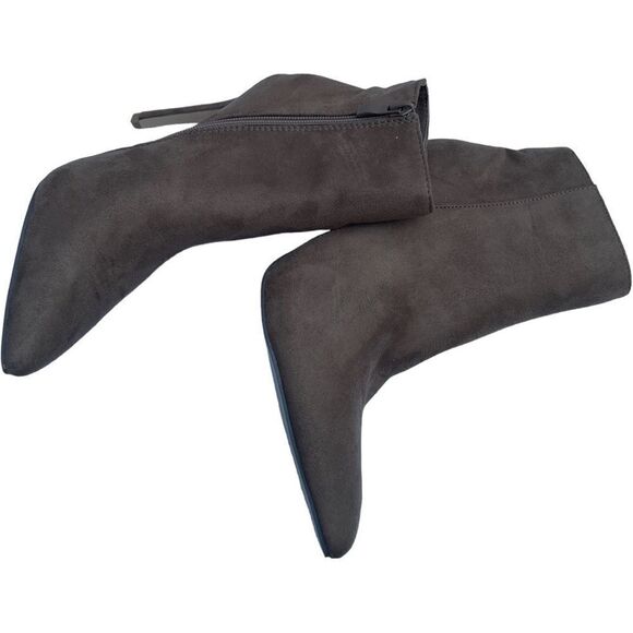 Glaze Women Suede Boot. Size 7 - Picture 2 of 9